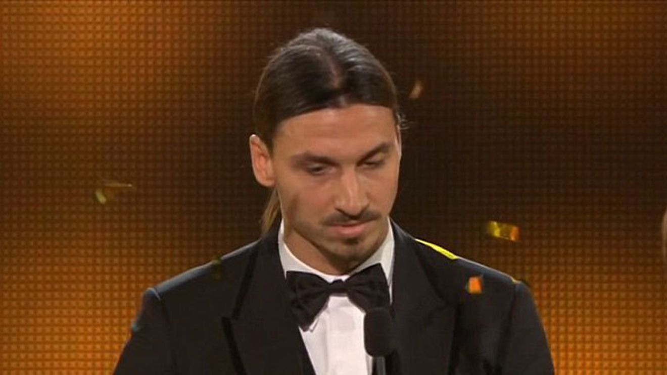 VIDEO | Zlatan Ibrahimovic a emoționat publicul până la lacrimi când și-a ridicat premiul "Guldonbollen"