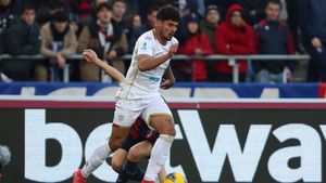 E gata cu transferul lui Florinel Coman la Cagliari: „Se vede ușa în depărtare”