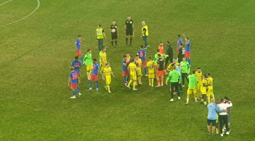 Ce s-a întâmplat pe teren, după finalul meciului FCSB - Petrolul Ploiești 1-1! Ștefan Târnovanu a fost ținut cu greu de colegi, iar Adrian Şut a fost la un pas să ia cartonașul roșu pentru gesturile împotriva brigăzii lui Vidican