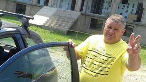 Radu Cașuba, fosta glorie a fotbalului sucevean, e în carantină totală la Salcea. "M-am plicitisit de moarte și m-am apucat de grădinărit" EXCLUSIV