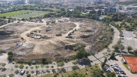 Dezmembrarea pentru noul stadion de 140.000.000 de euro a dat roade: scaunele, turnicheții și nocturna au fost reutilizate!