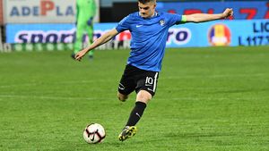 CULISE | Transferul lui Ianis Hagi a picat în ultimul moment! Fiul "Regelui" trebuia să se lupte cu Messi și Sergio Ramos, dar mutarea a fost anulată