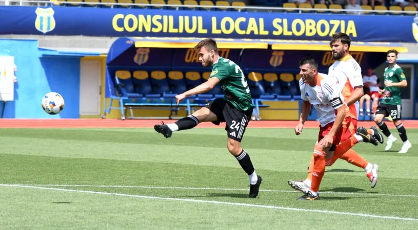 Unirea Slobozia a prezentat încă doi jucători! A readus un fundaș alături de care a promovat în SuperLiga și un mijlocaș cu meciuri în prima ligă din Portugalia