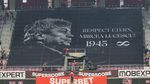 Omagiu pentru Mircea Lucescu înainte de Rapid – FC Argeș. Banner uriaș pe stadion în timpul momentului de reculegere