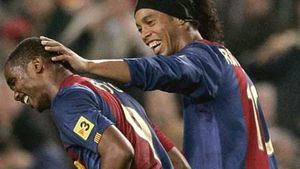 "De unde o mai știți și pe asta?!"** Roberto Carlos, despre zvonul care a cutremurat Rusia: Anji îl scapă pe Ronaldinho de Flamengo