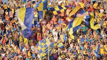 Reacția antrenorului lui Vitesse spune totul despre meciul de la Ploiești: "Sunt fericit că nu vor avea fanii alături în retur"