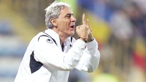 Cîrțu: "Ești mai rău  decât Nețoiu!" **Mititelu:  "Ai ajuns  să te prostituezi"