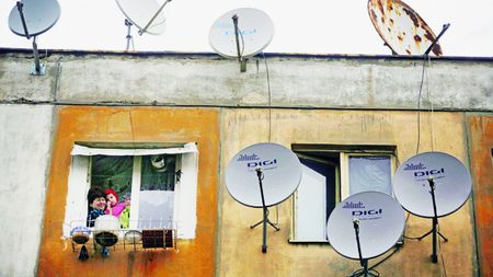 Ne punem două "farfurii"?