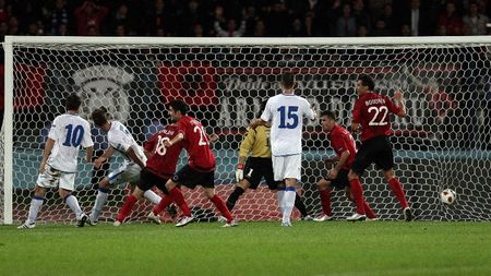 Egal pentru România!** VIDEO / Supergoluri în Albania - Bosnia 1-1