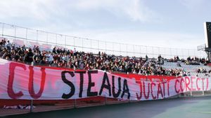 Turcu răspunde obscen fanilor din Ștefan cel Mare