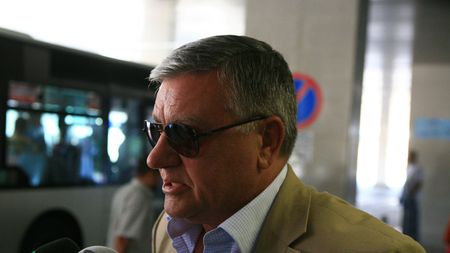 "SIE să-l fileze pe Mircea Sandu! El a furat Timișoara!"