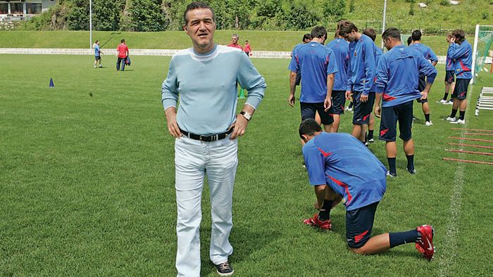 Becali: "Vă ordon:** Luați titlul!"