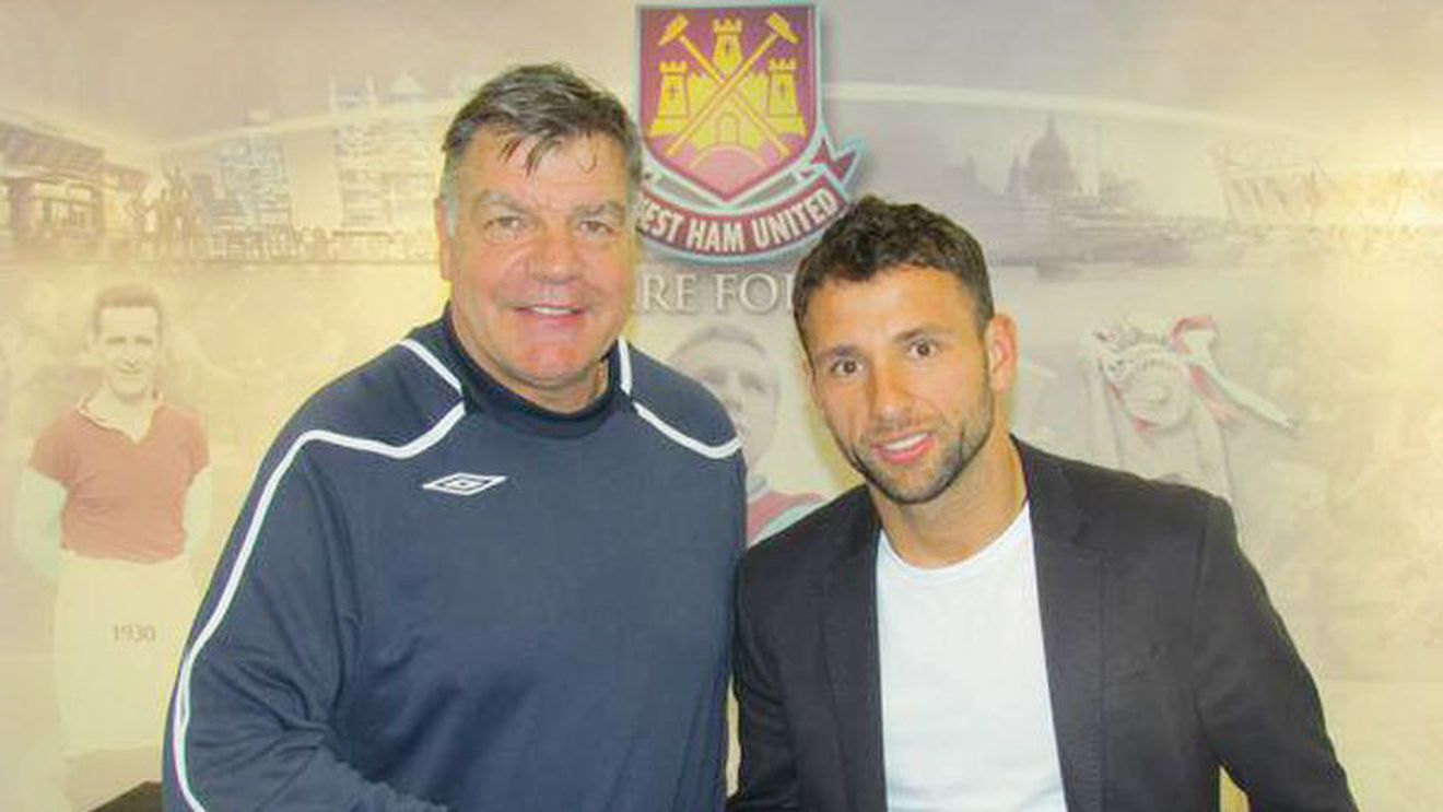 Raț, go West! Românul a semnat cu West Ham