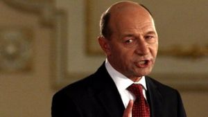 Traian Băsescu i-a transmis un mesaj Simonei Halep, după ce sportiva a fost eliminată în primul tur la Madrid: "Uneori, a fi campion înseamnă să pierzi"