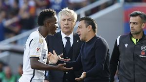 Moment tensionat între Vinicius și Xavi la meciul Barcelona - Real Madrid! Carlo Ancelotti a intervenit de urgență | FOTO & VIDEO