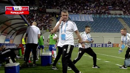 Adrian Mititelu a dezvăluit cine a sunat în timpul meciului pe banca tehnică și de ce: „L-am întrebat ce s-a întâmplat și am aflat!”