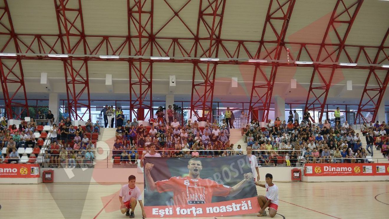 Marian Cozma înseamnă Dinamo, „fratele" lui Rareș Jurcă, „forța" lui Valentin Ghionea! Golul lui „Păsărilă" care l-a făcut pe Vlado Sola să se închine și povestea plecării la Veszprem. „Kiril Lazarov a devenit prietenul lui pe loc"