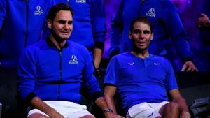 Reacția lui Roger Federer despre posibilitatea ca Rafael Nadal să nu poată juca la Roland Garros: „Ar fi brutal!”