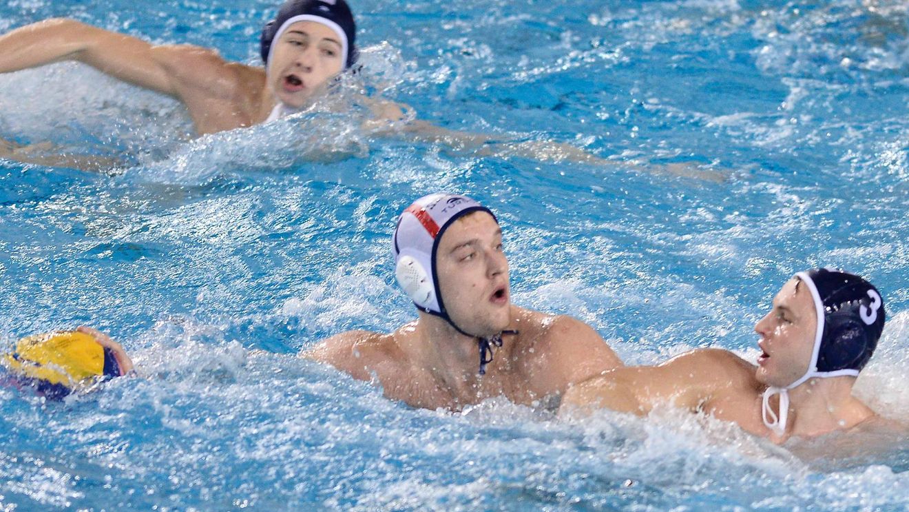 Oradea a cerut arbitri străini în play-off, iar biroul federal i-a aprobat cererea. Arbitrii români: "Este o palmă pe care o primim"