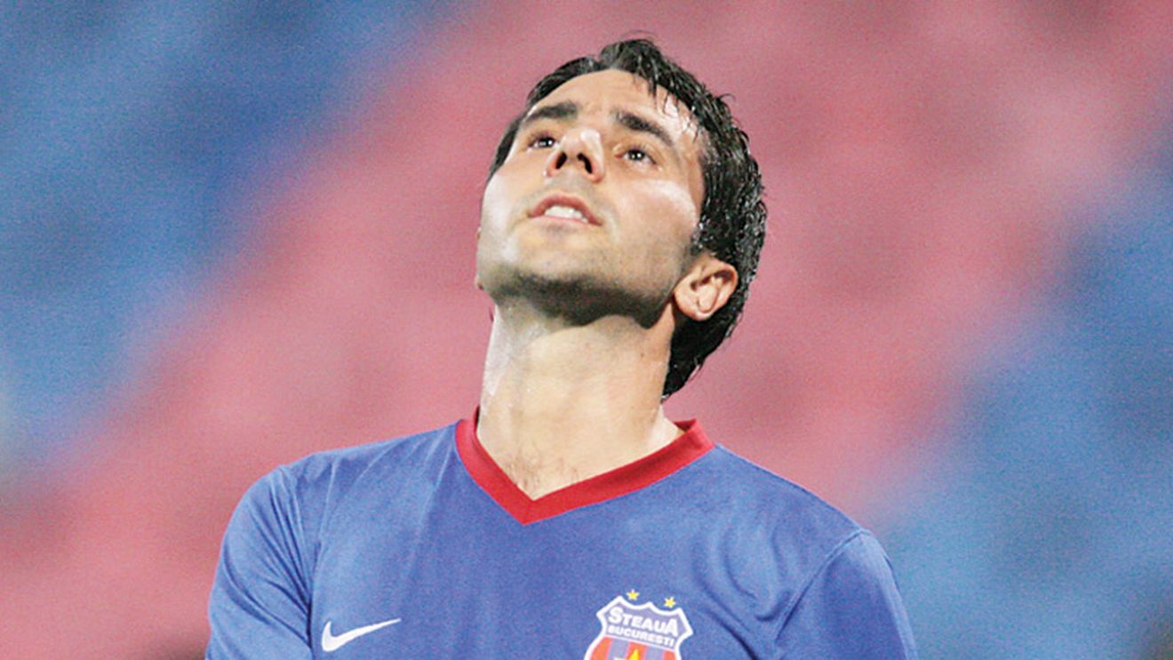 Becali către Neaga: „Caută-ți echipă sau o să joci în Liga a 3-a!"