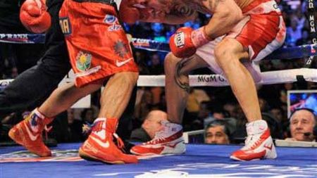 Manny Pacquiao l-a bătut măr pe Cotto** și îl așteaptă pe Maywheater!