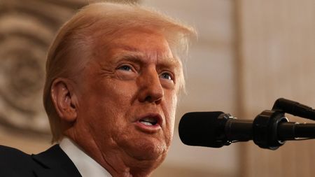 „Punem capăt nebuniei din prima zi”. Donald Trump ia o decizie istorică și controversată, prin care schimbă definitiv sportul mondial