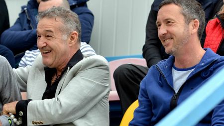 Cum face Gigi Becali schimbările la pauză. Meme Stoica a dezvăluit tot traseul și pe cine dă afară patronul din echipă: „Pe mine mă sună. Îmi dă frisoane”