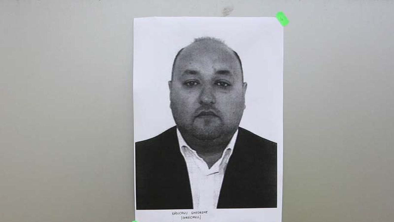 OFICIAL! Corsicanu' interzis doi ani pe stadioane!