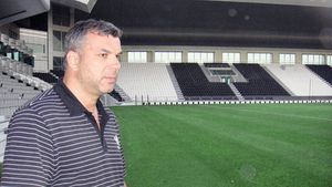 Olăroiu: "Sunt uluit de ce aud! **NU vin în locul lui Răzvan, la națională"