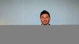 Vasilache a semnat cu Petrolul. Durata contractului și prima reacție a mijlocașului