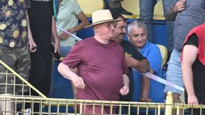 Dumitru Dragomir dă de pământ cu Dan Șucu după vânzarea lui Andrei Borza: „Genoa nu are fundaș stânga ca el”
