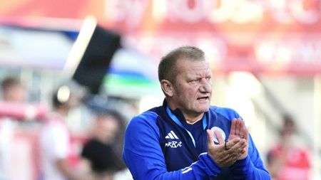 Dorinel Munteanu a început recrutările la Sepsi. Primul om care a semnat după prezentarea Neamțului