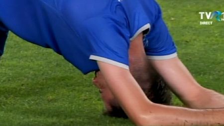 Momente emoționante după Honduras - România! Un „tricolor” a izbucnit în lacrimi la finalul partidei