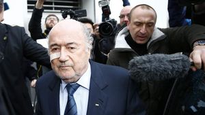 Scandal monstru în fotbalul mondial! Suspendatul Blatter anunță că îl dă în judecată pe actualul președinte FIFA, Gianni Infantino: "Felul în care m-a tratat este de neînțeles!"