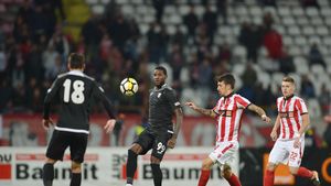 Caz șocant în Liga 1. Fotbalist acuzat că a furat banii colegilor și că le-a copiat cardurile de credit. Reacția antrenorului

