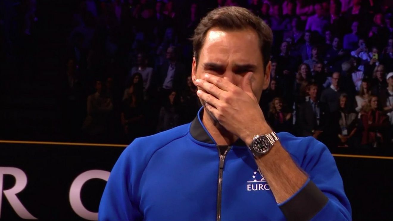 Regele tenisului nu mai e! Roger Federer a jucat ultimul meci din carieră alături de Rafael Nadal, la Laver Cup! Cel mai iubit tenismen a izbucnit în lacrimi pe teren | GALERIE FOTO & VIDEO