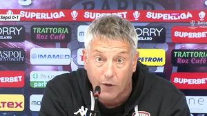 Dumitru Dragomir, sfat pentru Dan Șucu: „Ori îl lași pe Bergodi să se facă de râs în continuare, ori îl lași să îți redreseze corabia, dar eu nu l-aș demite". EXCLUSIV