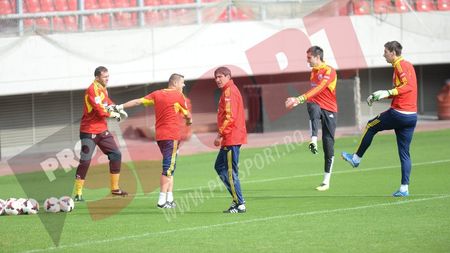 FOTO Tătărușanu s-a pregătit cot la cot cu ceilalți portari, Marica și Maxim s-au ținut de jonglerii la antrenament