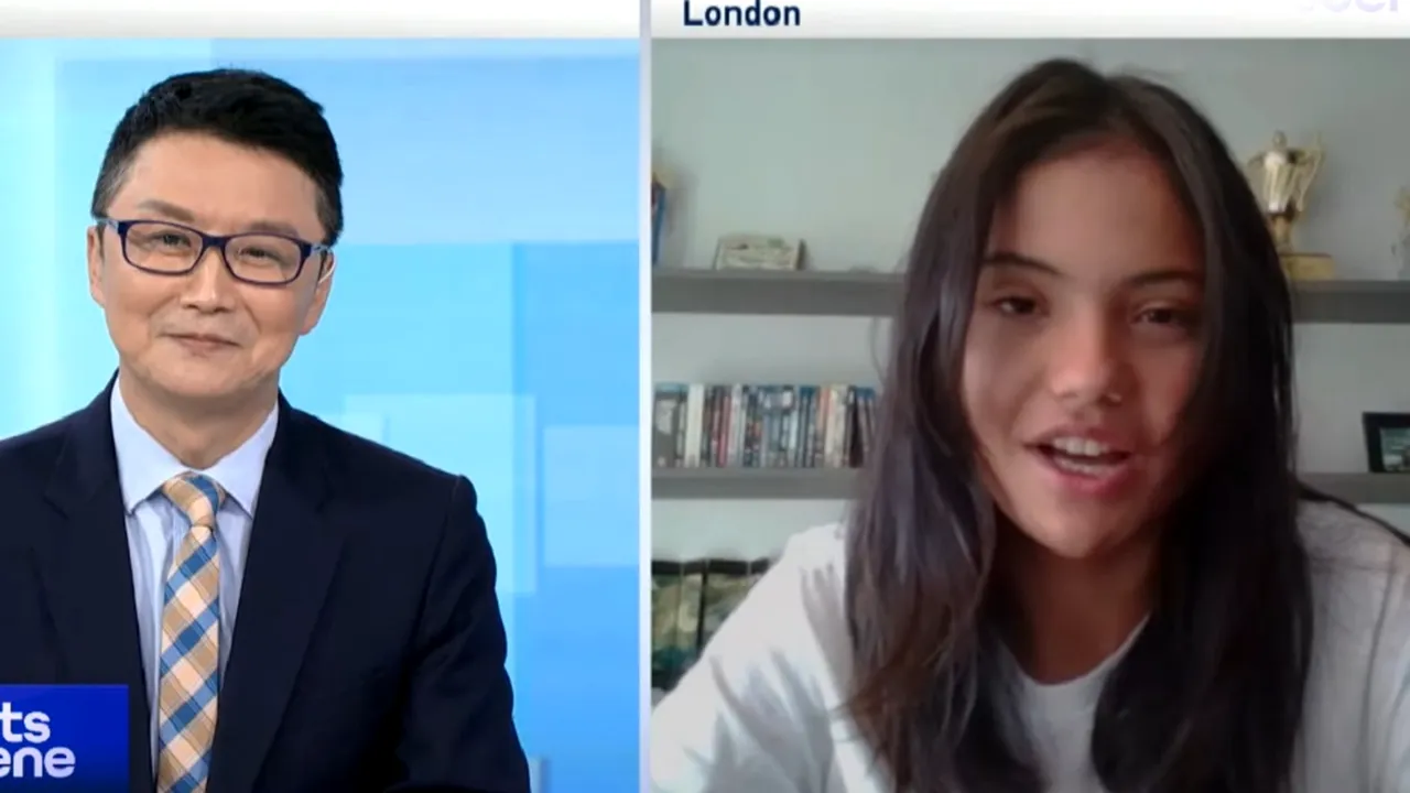 Emma Răducanu a vorbit despre Simona Halep în direct la televiziunea publică chineză: „Mi-a dat un mesaj care a însemnat enorm!