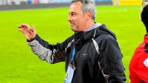 Mircea Rednic a ajuns la Iași pentru a semna contractul cu Politehnica. Tehnicianul va fi prezentat miercuri | EXCLUSIV