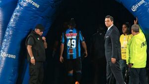 Ronaldinho a părăsit gruparea mexicană Queretaro
