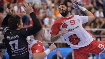 Bombă în Liga Națională de handbal masculin. Campioana Dinamo a fost învinsă de Poli Timișoara în "Ștefan cel Mare". Rezultatele etapei a 2-a