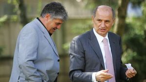 Andone: **"M-a sunat Copos, dar nu pot să zic dacă voi mai antrena vreodată Rapidul"