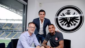 O nouă provocare în cariera lui Kevin-Prince Boateng. Cu ce echipă a semnat pe trei ani: "Mă întorc acasă"