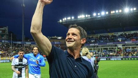 Cum a reușit Cristi Chivu să devină tehnicianul revelație din Serie A. Un nume important din mass-media din Italia a dezvăluit secretele românului: „Antrenează în trei limbi”