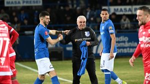 Fostul jucător al Craiovei şi al Farului a suferit un atac cerebral şi este în comă