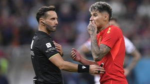 Florinel Coman își va face dușmani la FCSB! „Mbappe de România” și-a atacat colegii în fața lui Gigi Becali. „Am vorbit cu el!”