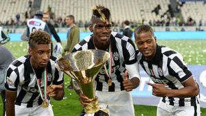 O legendă a lui Juventus Torino îl distruge pe Paul Pogba: „E o mare problemă! Colegii lui au probleme și el se duce și schiază!”