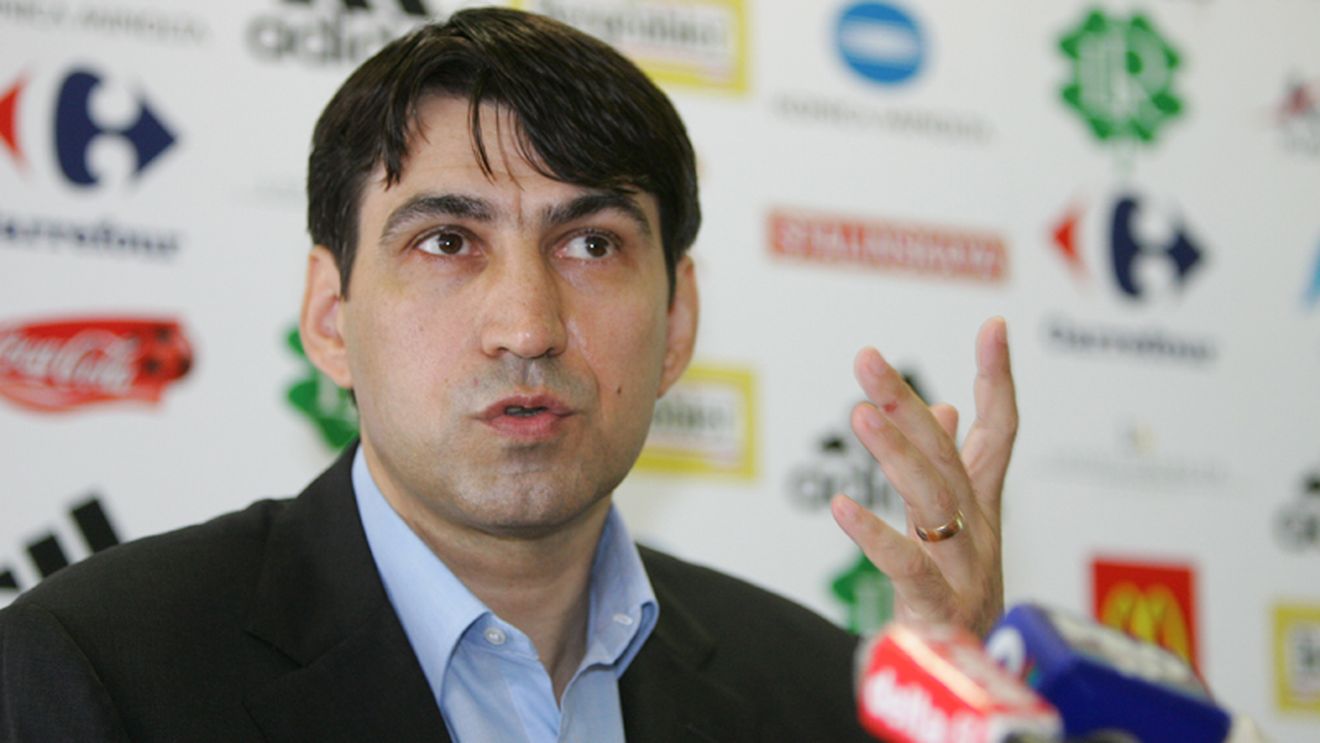 Pițurcă: "Paszkany nu are treabă cu fotbalul"