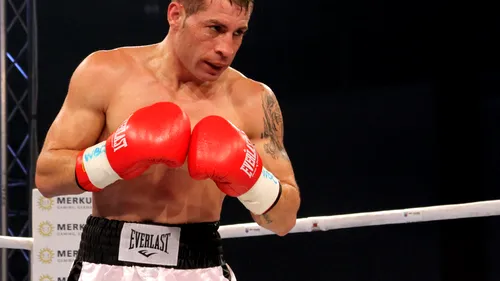 Viorel Simion va lupta cu Lee Selby la 13 iulie